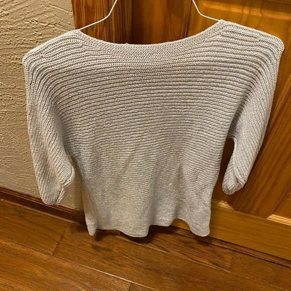 Chico’s metallic sweater 3/4 length sleeves size 2 - Picture 4 of 5